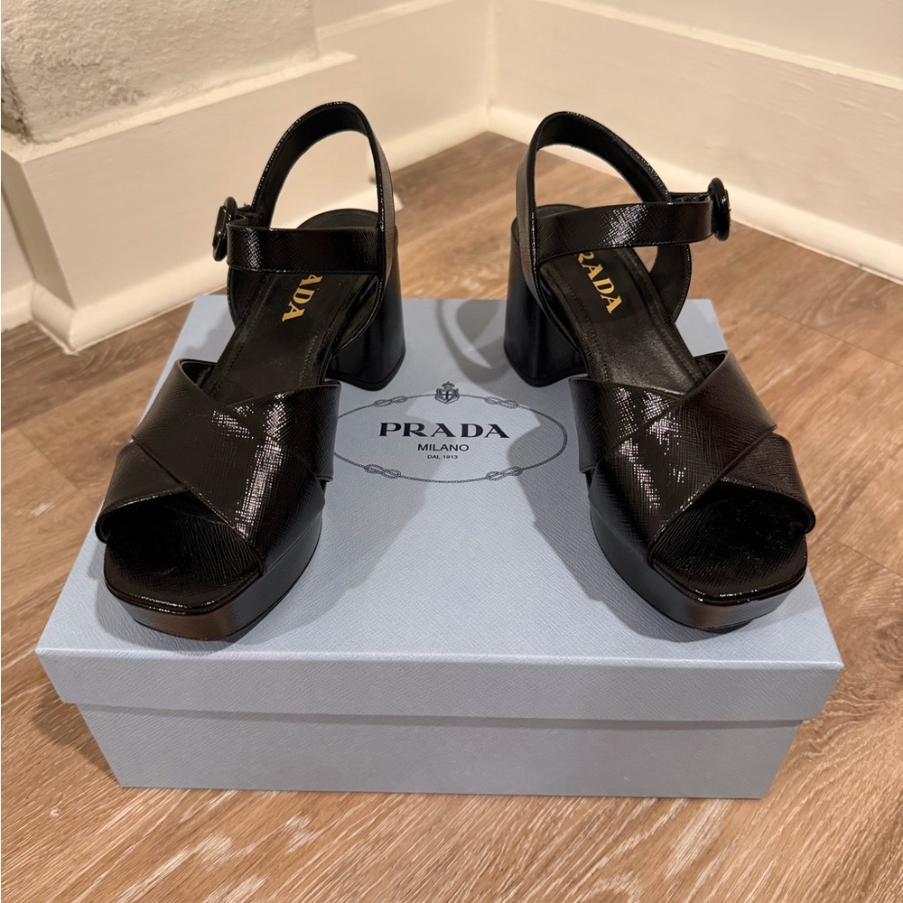 PRADA Vernice Crisscross Platform Sandals In Nero